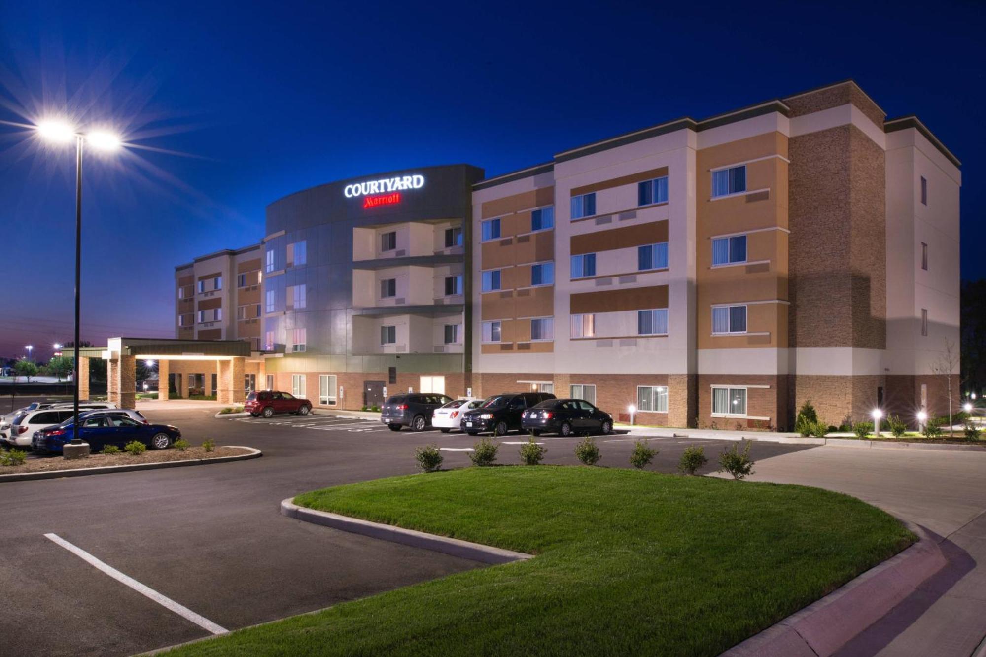 Hotel Courtyard By Marriott St. Louis St. Peters à Saint Peters Extérieur photo